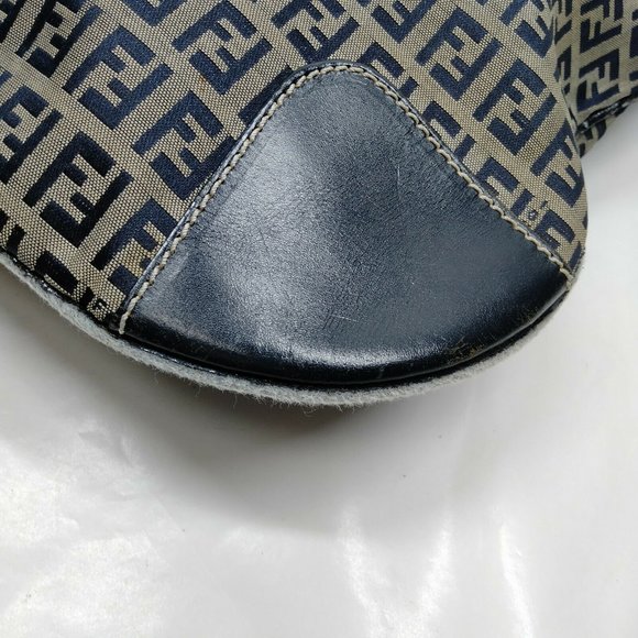 authentic Fendi Hand Bag Brown Canvas - Picture 6 of 10